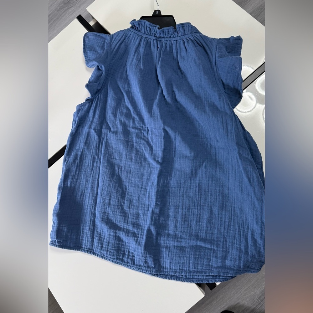 Old Navy Indigo Blue Fabric top woman - Picture 8 of 8